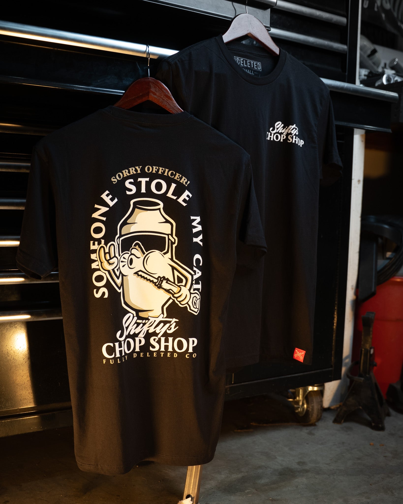 SHIFTY'S CHOP SHOP : PREMIUM T-SHIRT