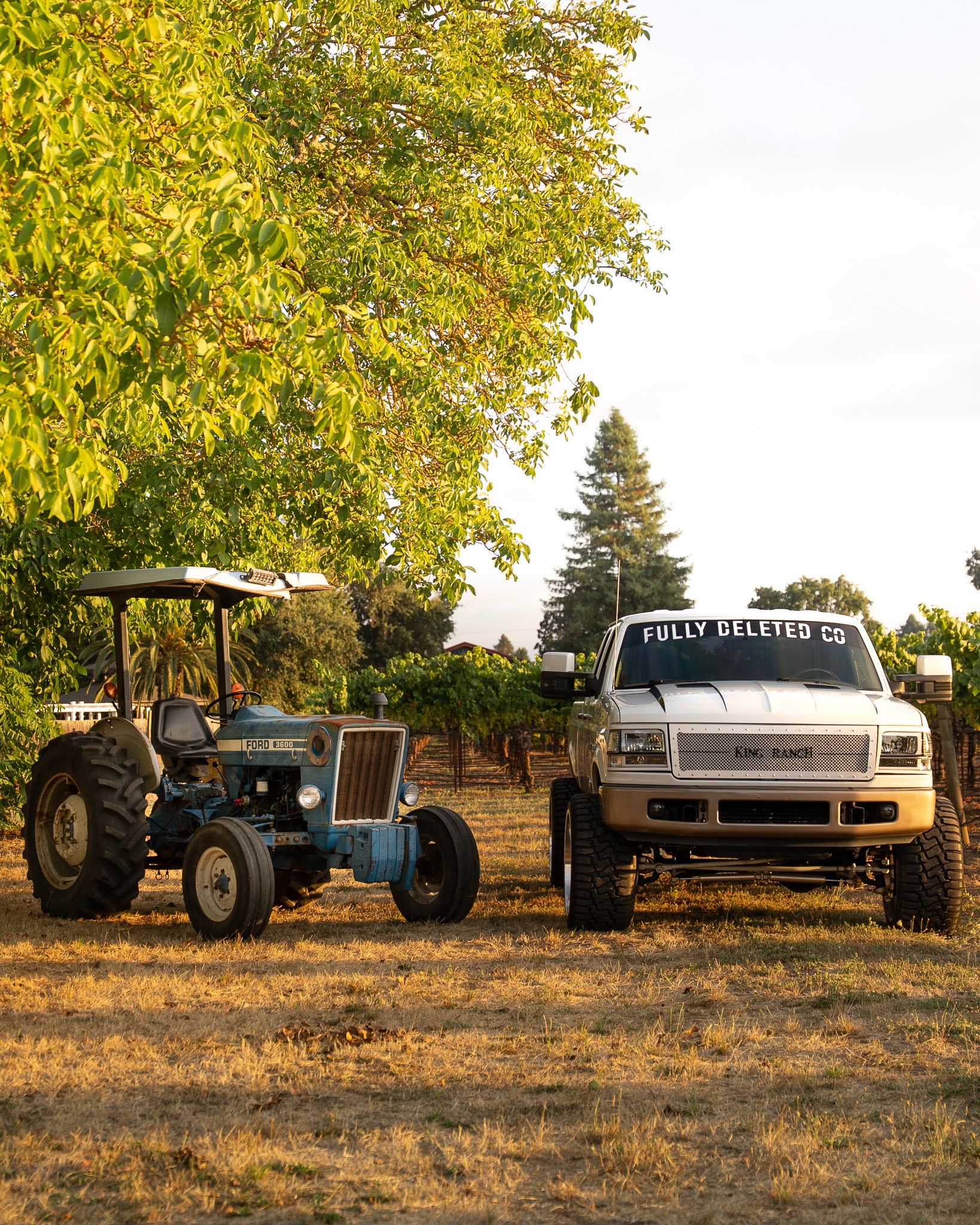 STREET TRACTOR : PREMIUM HOODIE : PRE-ORDER