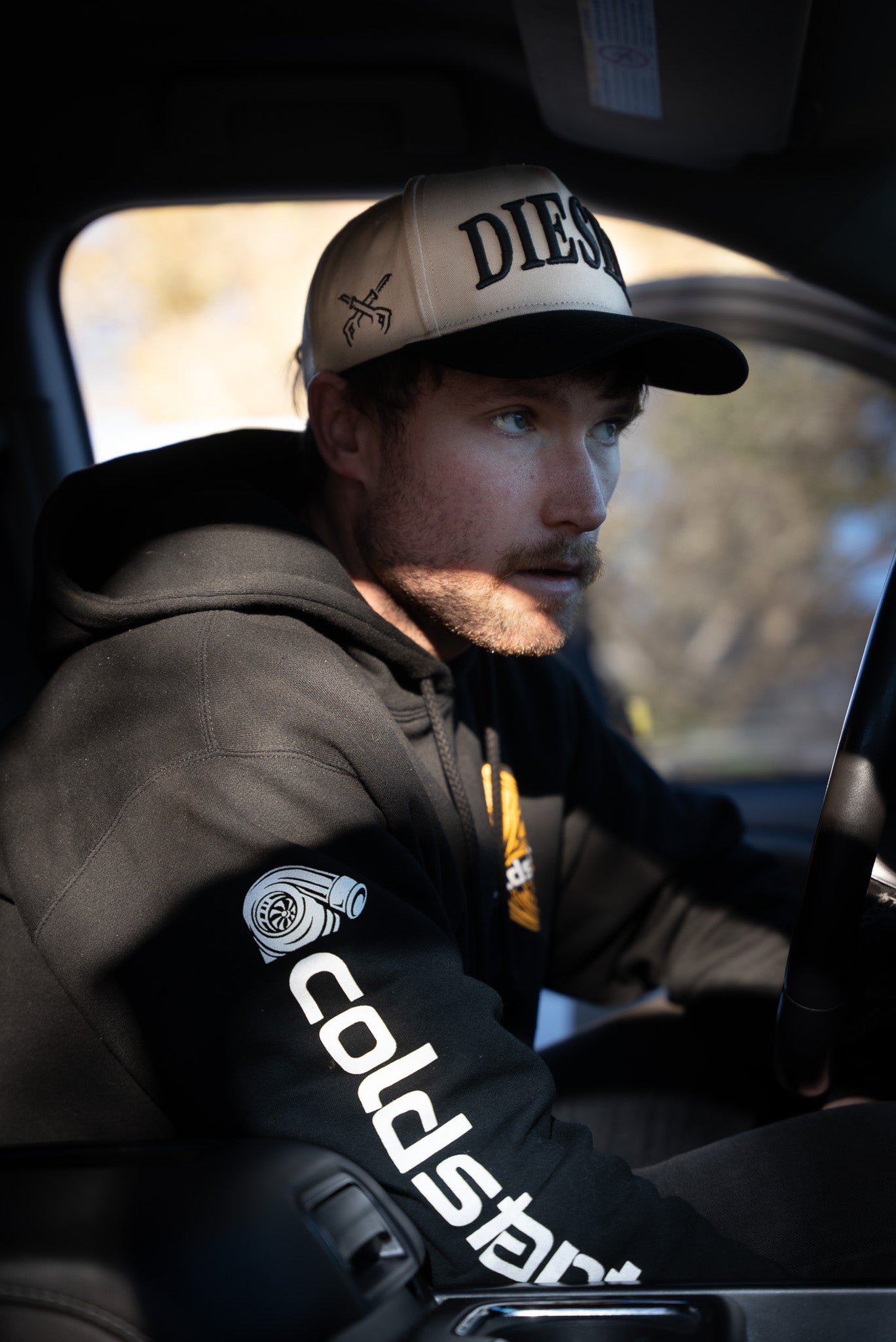 DIESEL : SNAPBACK HAT