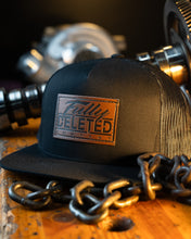 Load image into Gallery viewer, CLASSIC LEATHER : SNAPBACK : BLACK