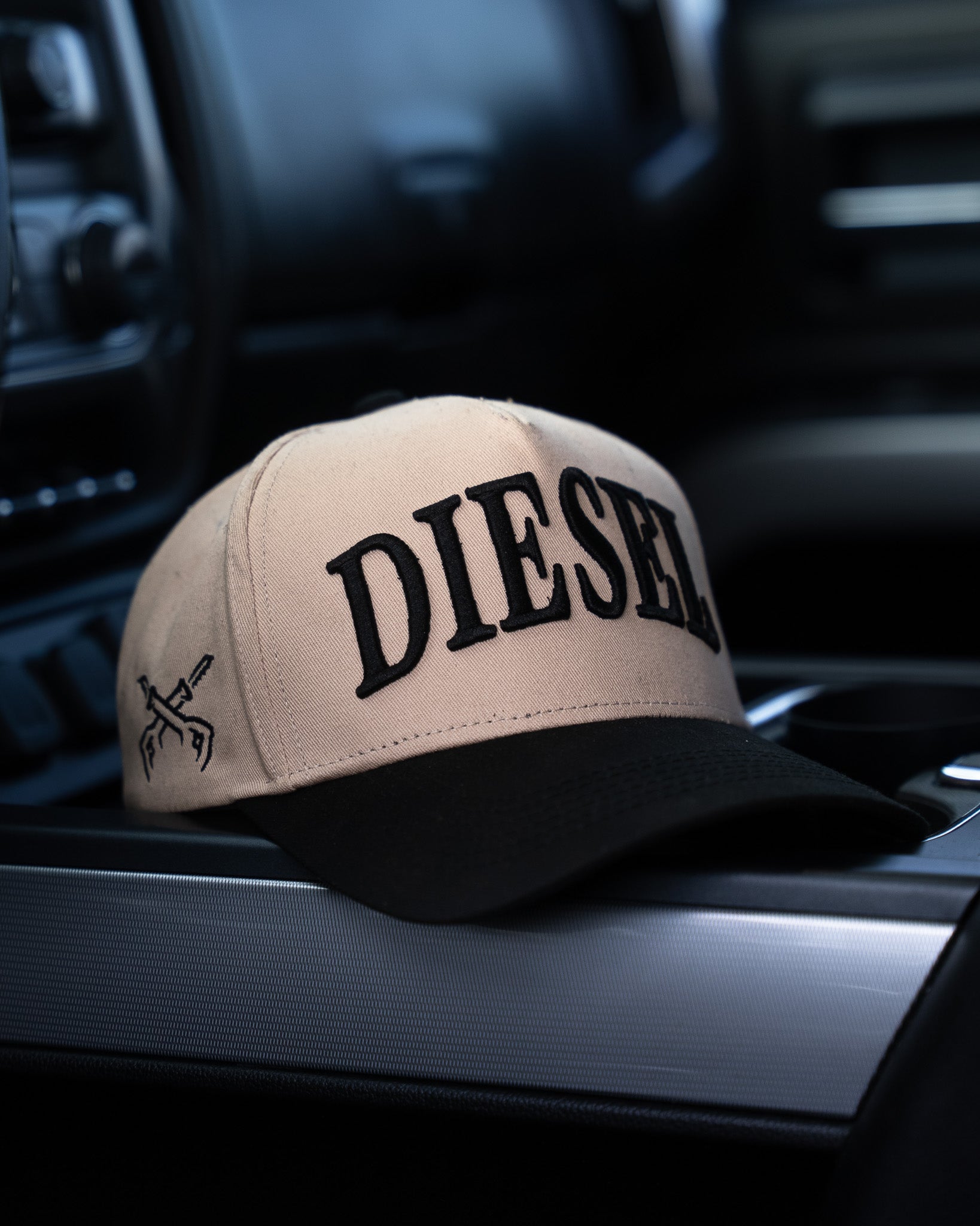 DIESEL : SNAPBACK HAT