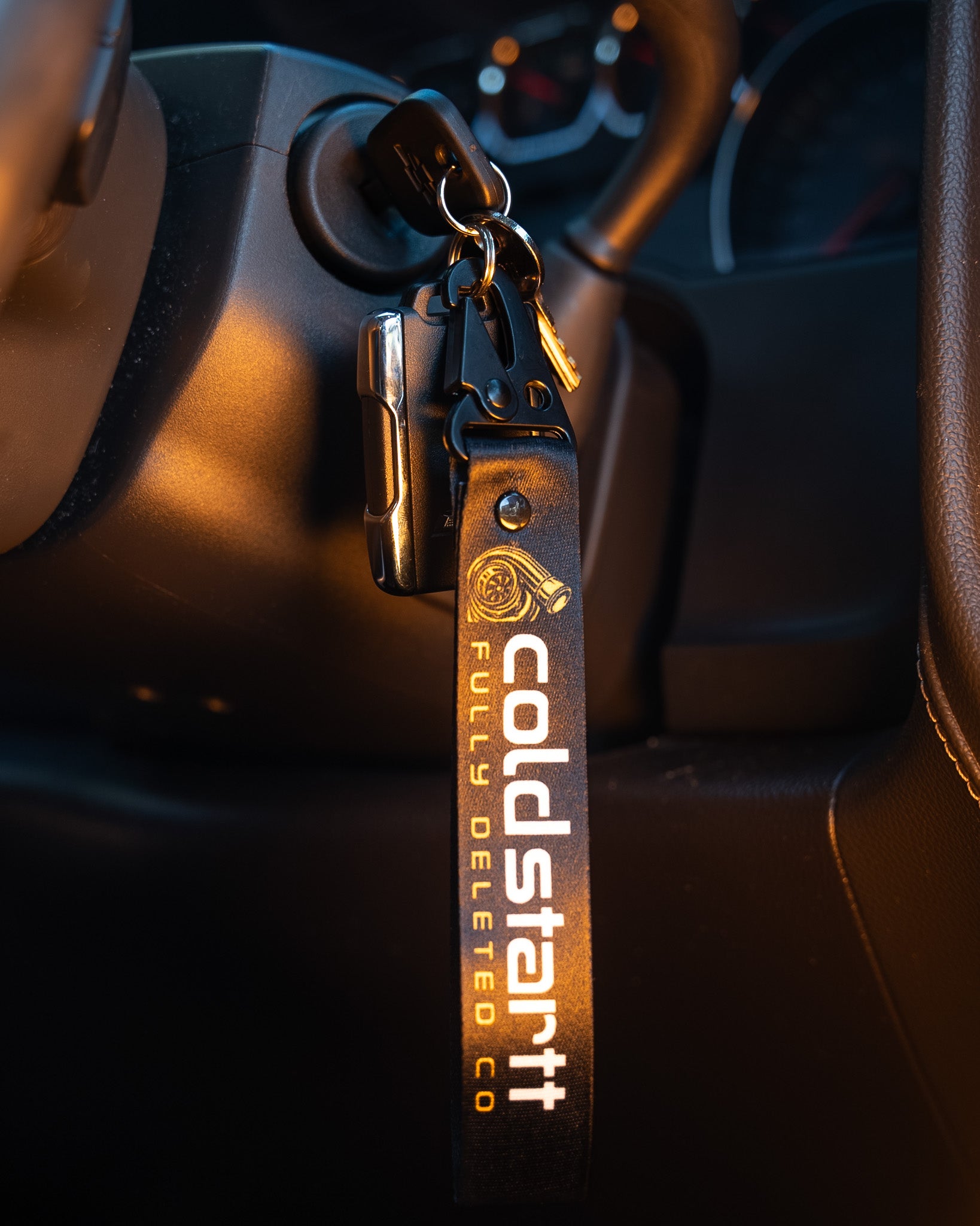 COLDSTARTT : LANYARD : SHORT