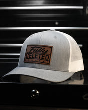 Load image into Gallery viewer, CLASSIC LEATHER : SNAPBACK : HEATHER/WHITE