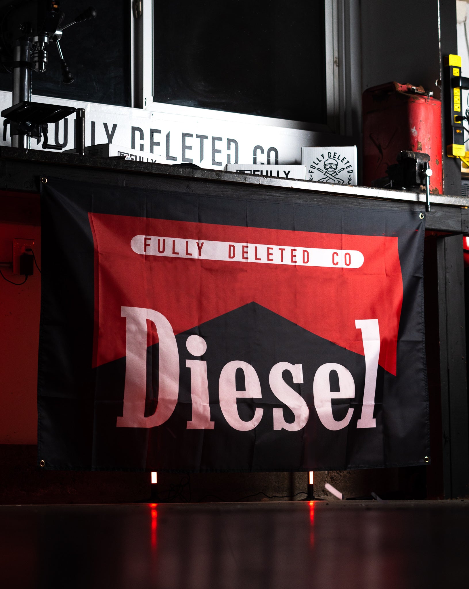 UNFILTERED : SHOP FLAG : 3'X 5'